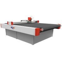 Автоматический раскройный комплекс планшетного типа IECHO BK-1311
