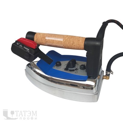Red Shark RS-B-200 (ST/B) Электропаровой утюг