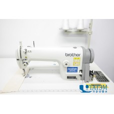Прямострочная промышленная швейная машина Brother SL-1110-5 (комплект)
